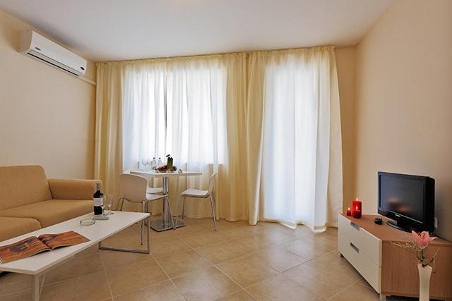 Emberli Aparthotel Лозенец Номер фото