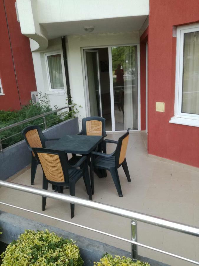 Emberli Aparthotel Лозенец Экстерьер фото
